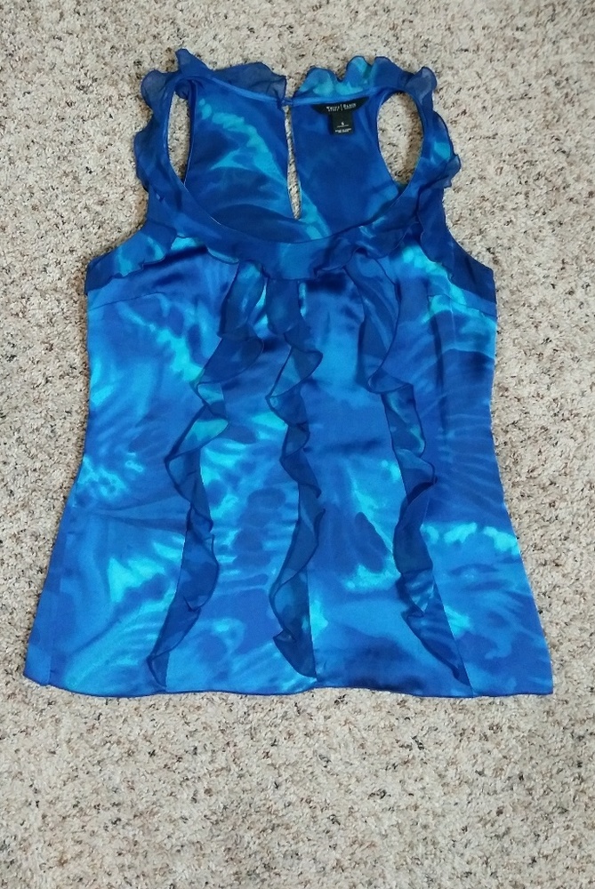White House Black Market Silky Top SZ S